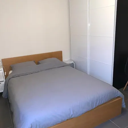 Stijlvol In Hartje Vlak Bij Het En De Winkelstraat - 6p * 奥斯滕德