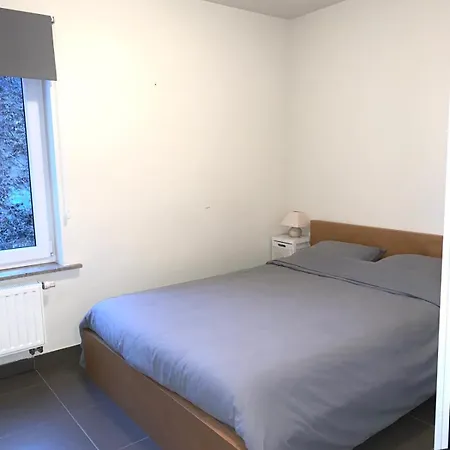 Appartement Stijlvol In Hartje Vlak Bij Het En De Winkelstraat - 6p